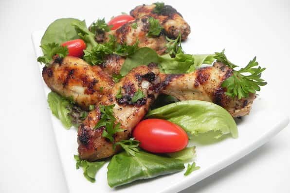 Grilled Chicken Wings (Jawaneh)