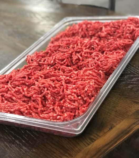grinded meat in a tray