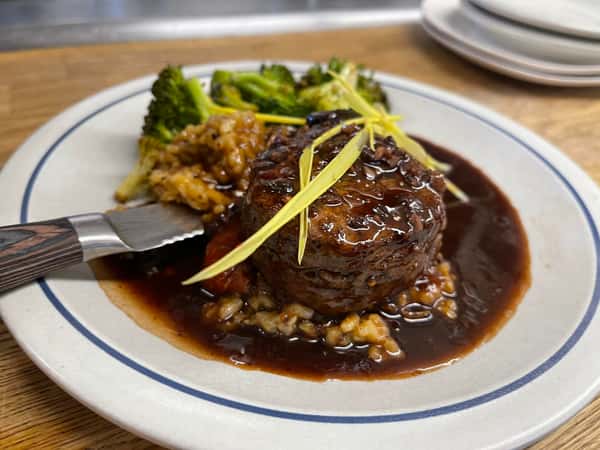 FILET MIGNON WITH HUCKLEBERRY DEMI-GLACE