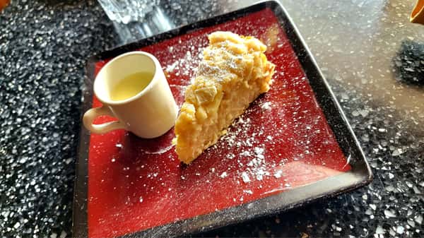 IRISH APPLE CAKE
