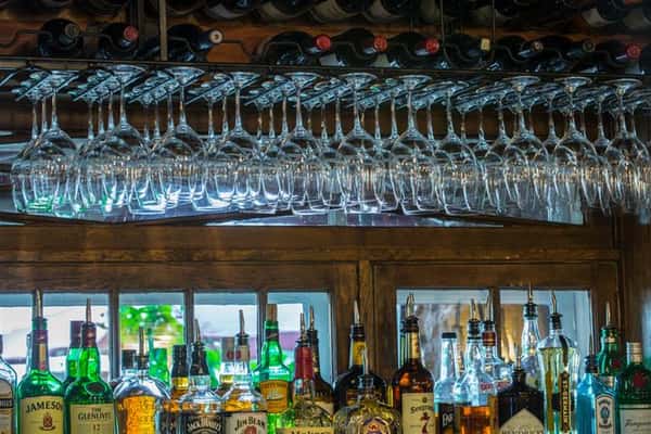 Full Bar 
