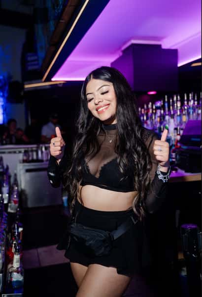 Luna nightclub fun