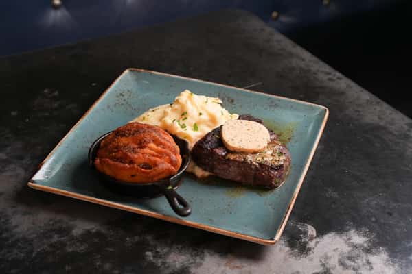 Snake River Farms Wagyu Sirloin*