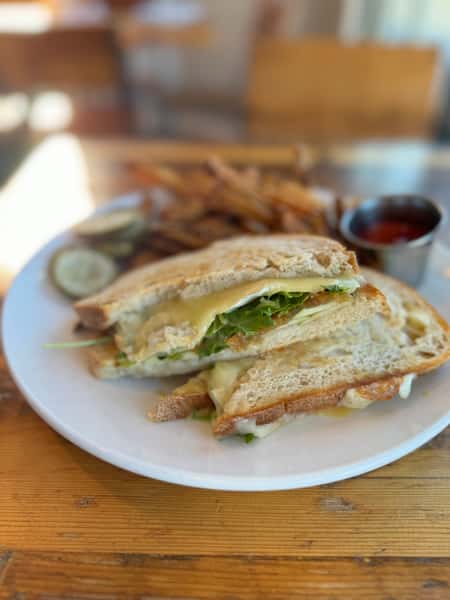Brie & Apple Grilled Cheese