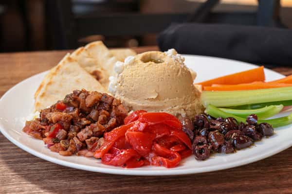 Garlic Hummus