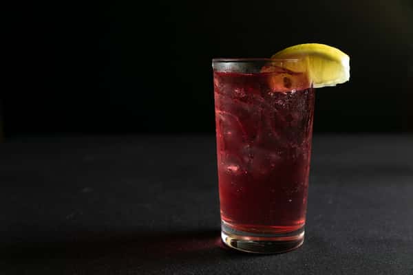 Gentleman's Gin & Tonic*