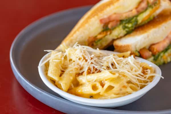 Mendocino Chicken Sandwich