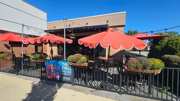 Soco patio