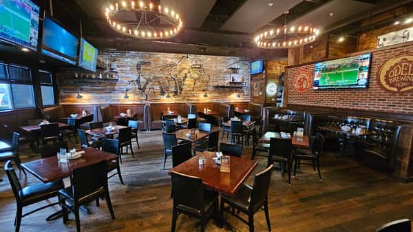 Des Peres Interior