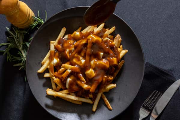 Classic Poutine