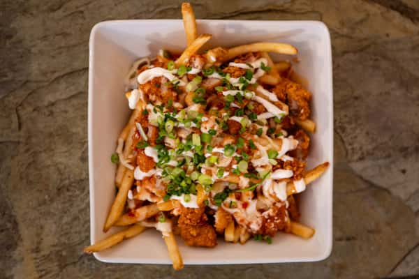 Sweet Chili Chicken Poutine