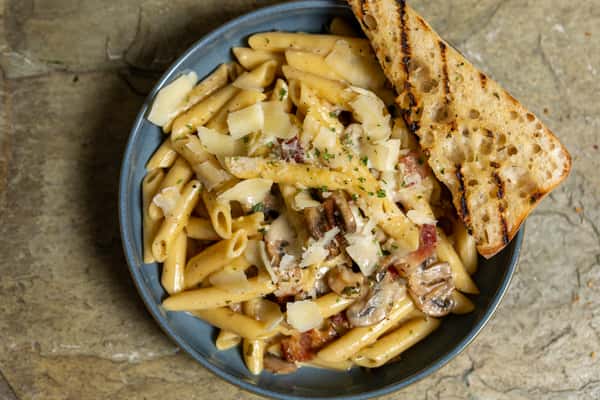 Penne Carbonara