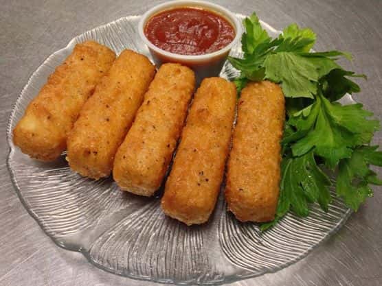 breaded sticks with sauce