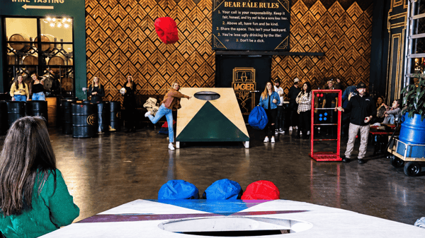 Bierhalle Cornhole 2
