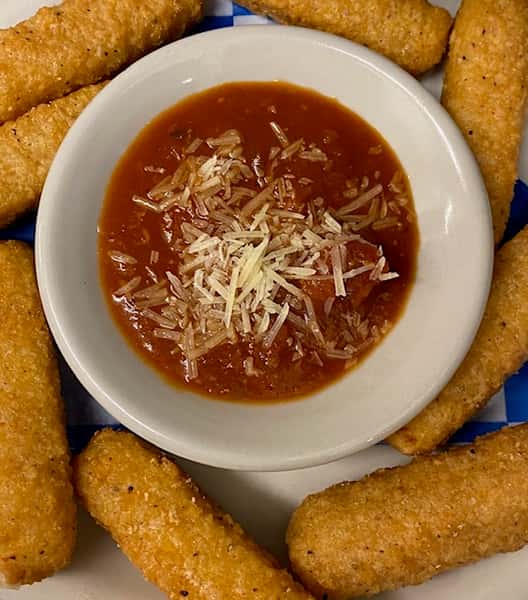mozzarella sticks and dipping sauce