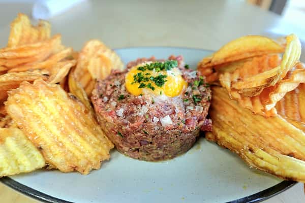 Steak Tartare*