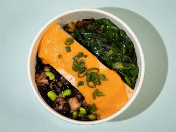 Steamed Salmon, Pineapple Black Fried Rice, Wok Veggies, Legendary Piri-Piri Sauce, Green Peas