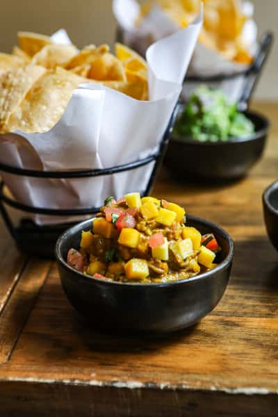 Mango guacamole