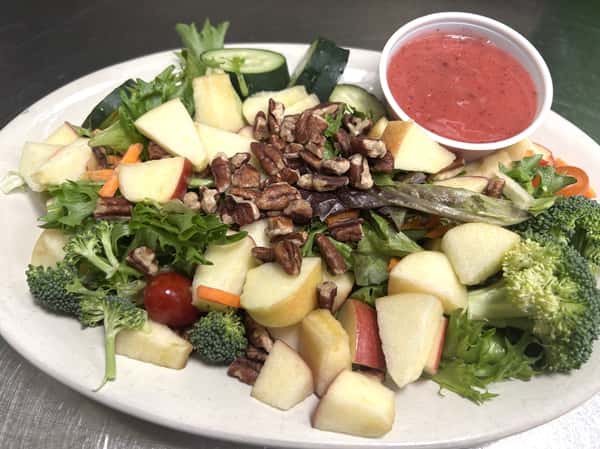 Vegetarian Apple Pecan Salad
