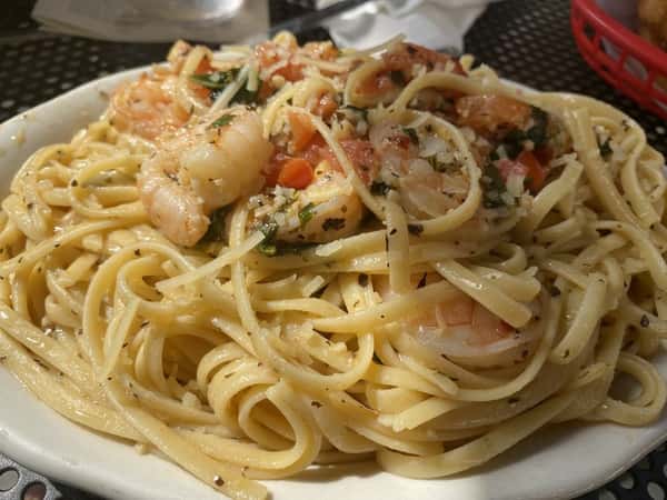 Shrimp Scampi Linguini