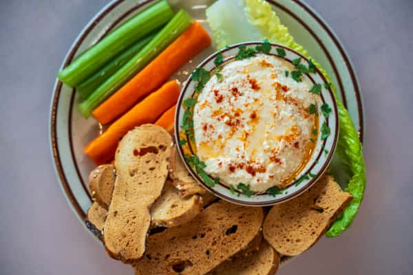 Hummus & Bagel Chips