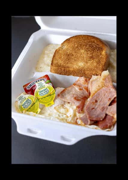 Bladen's Big Breakfast Platter