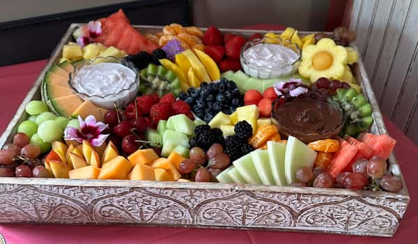 Fruit charcuterie