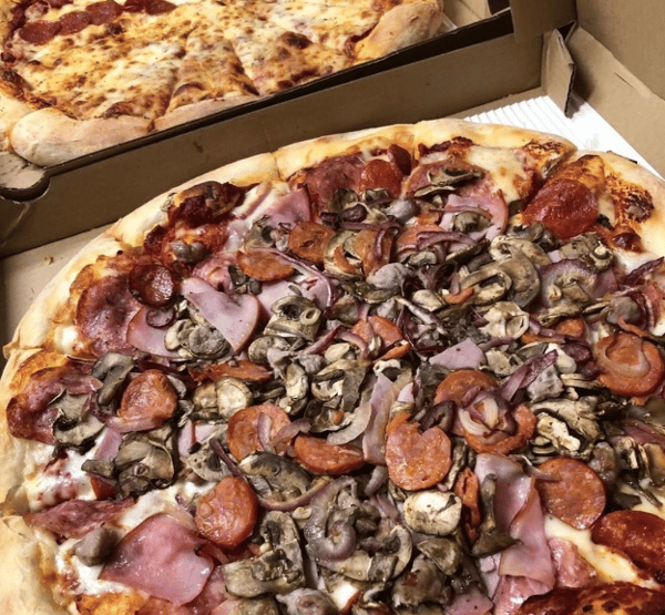 Shrooms pizza