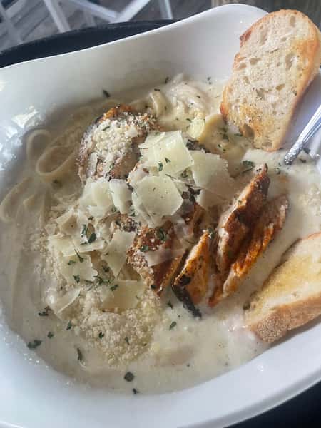 Chicken Alfredo