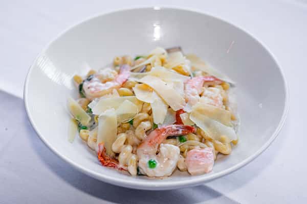 Shrimp and Salmon Pasta