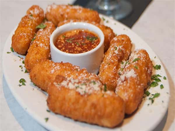 Fried Mozzarella Sticks