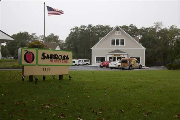 front view of restaurant