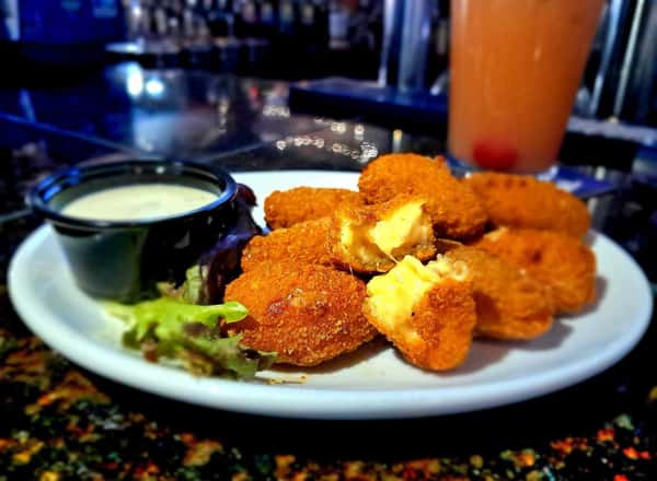 Gouda Bacon Mac and Cheese Bites