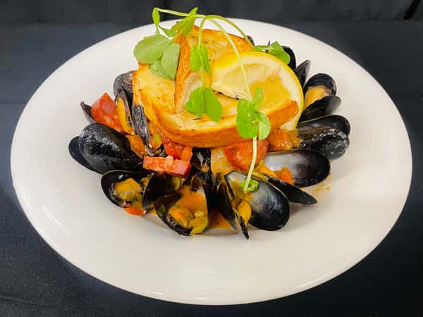 Portuguese Style Mussels