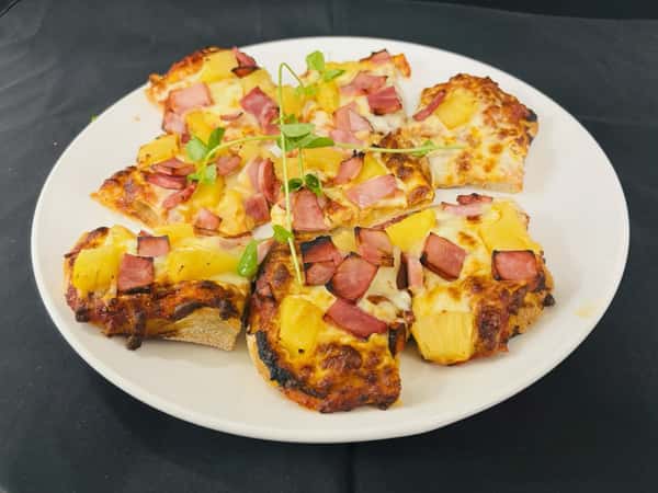 Flatbread Hawaiian Pizza