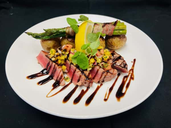 Grilled Tuna with Mango Salsa
