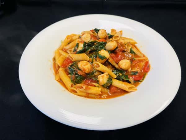 Sweet Bay Scallops with Pasta