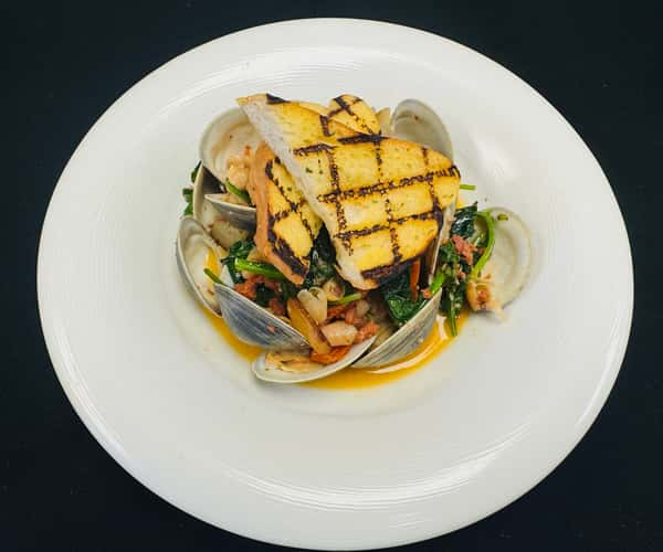 Block Island Braised Little Necks