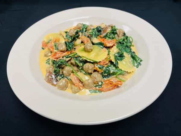 Burrata & Pesto Ravioli with Mini Meatballs