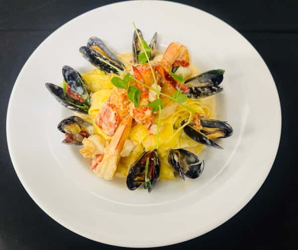 Chef's Seafood Pasta