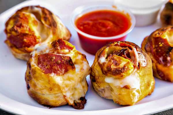 Sausage or Pepperoni Roll