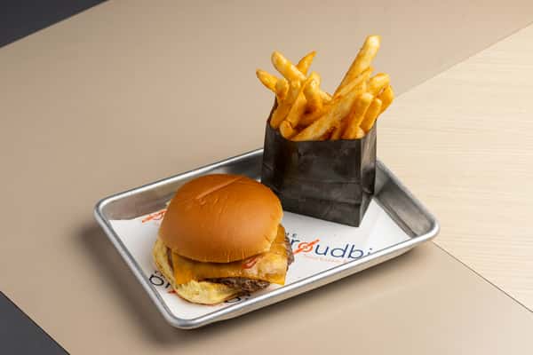 Kids Single Classic Cheeseburger