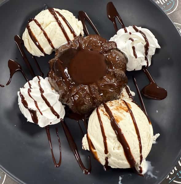 Chocolate Molten Bundt Cake