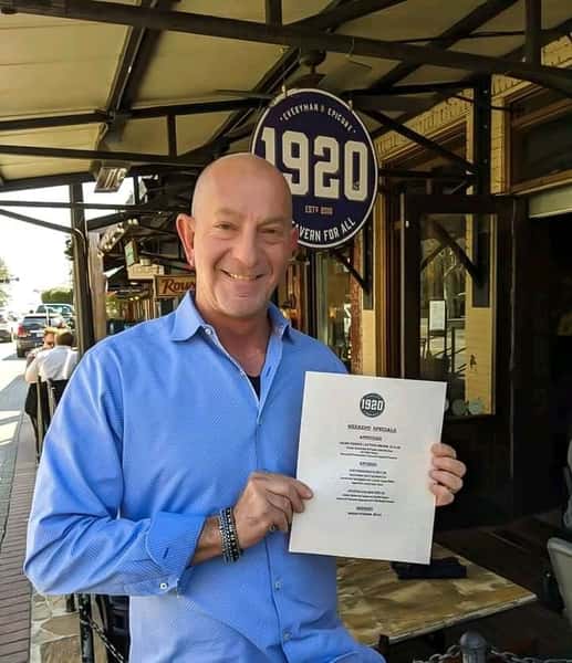 Owner with certificate
