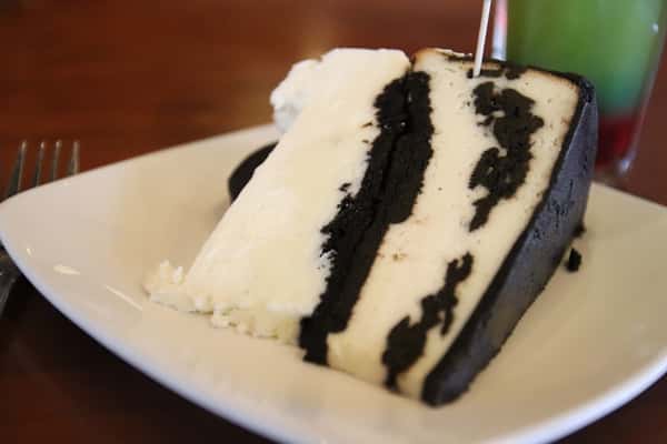 White Chocolate Oreo Cheesecake