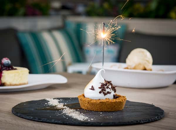 Sparkling S'mores Tart