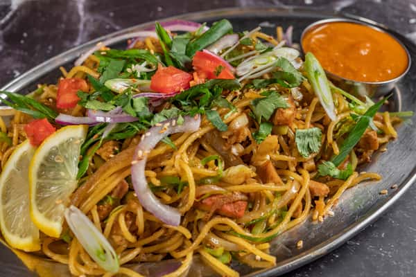 Chicken / Veggie Chow Mein