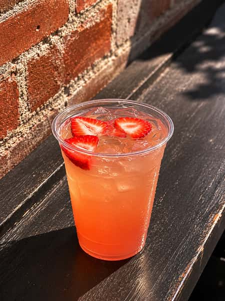Iced Strawberry Green Tea