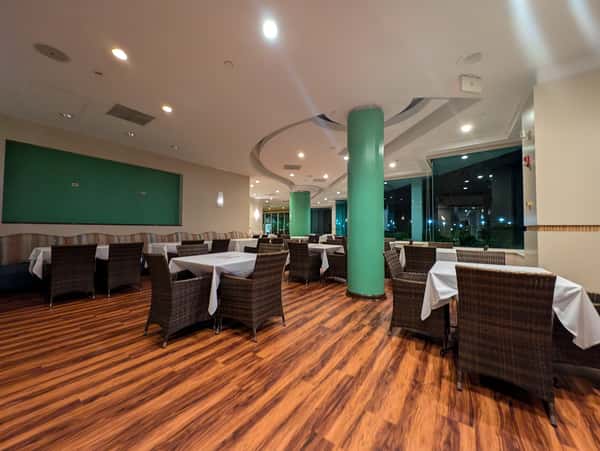 Menehune Grille inside