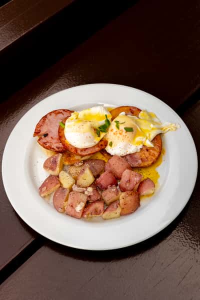 Classic Eggs Benedict
